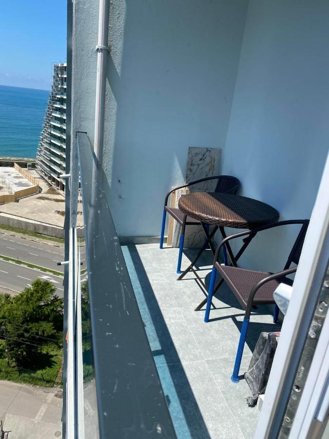 Апартаменты Елена Batumi Exterior foto